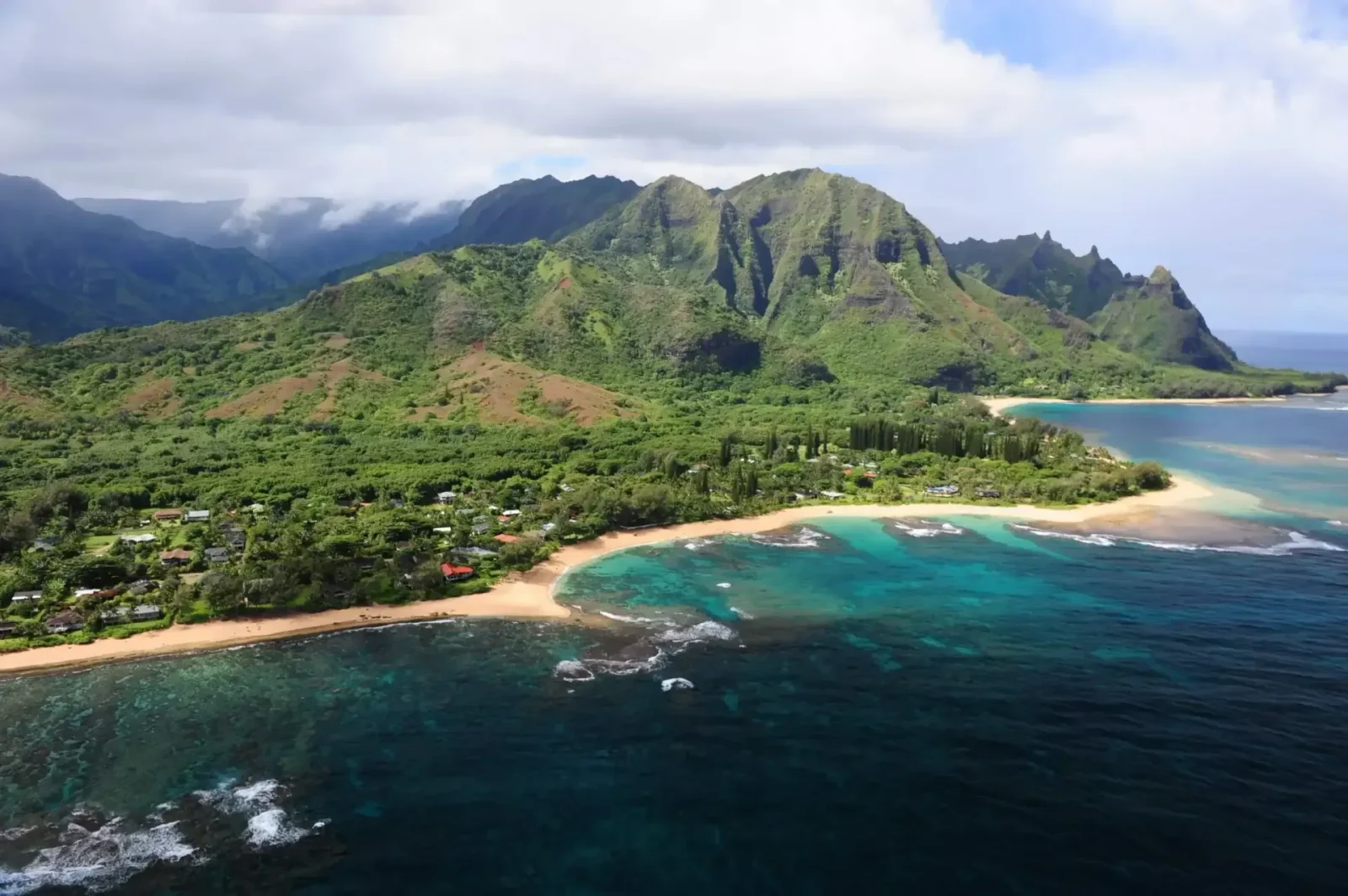 Kauai Doors-Off Helicopter Tour (MD500E)