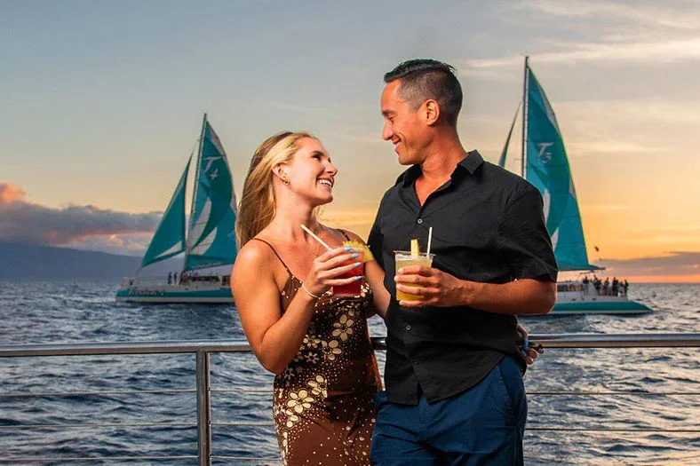 Holo Holo Sunset Cocktail Sail