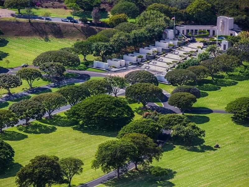 Pearl Harbor, Arizona Memorial &amp; Punchbowl Tour